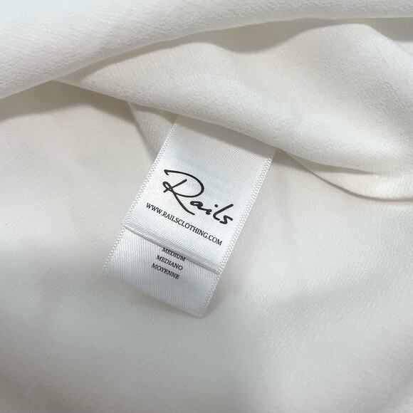 Rails Womens Nala Short Sleeve Top Blouse Size M Ivory V-Neck Shiny Satin Basic - Picture 6 of 11